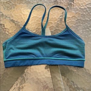 Lululemon sports bra